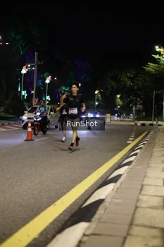 Runner Photo 4283448