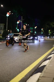 Runner Photo 4283451