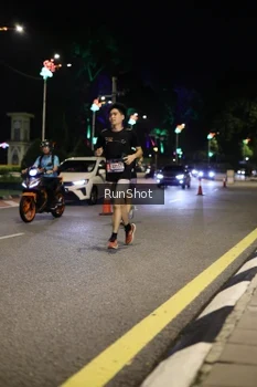 Runner Photo 4283455