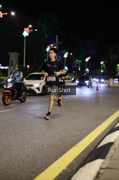 Runner Photo 4283459