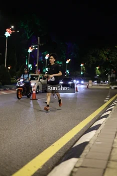 Runner Photo 4283462