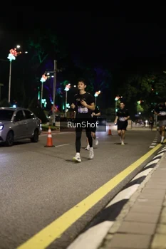 Runner Photo 4283473