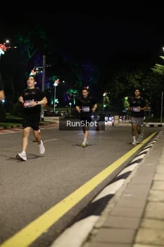 Runner Photo 4283476