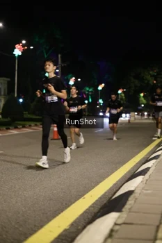 Runner Photo 4283480