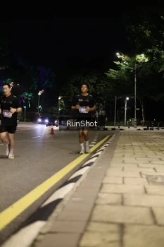 Runner Photo 4283483