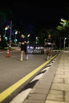 Runner Photo 4283484