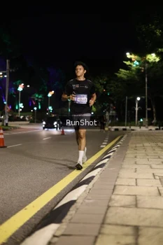 Runner Photo 4283485