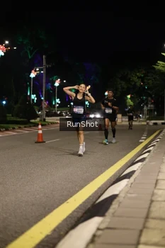 Runner Photo 4283500