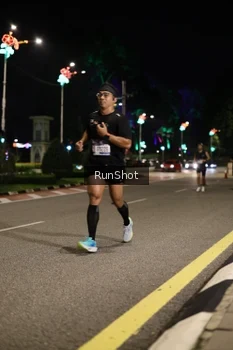 Runner Photo 4283519
