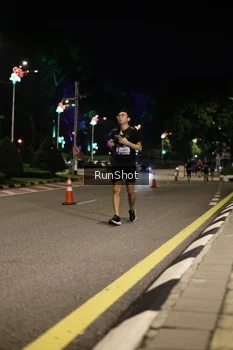 Runner Photo 4283530