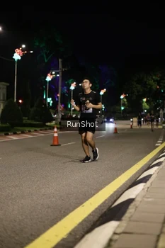 Runner Photo 4283531