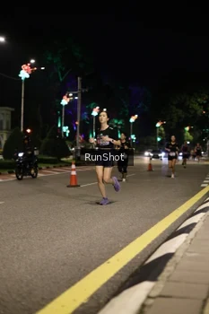 Runner Photo 4283535