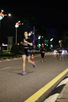 Runner Photo 4283543