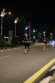 Runner Photo 4283547