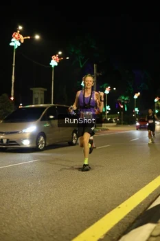 Runner Photo 4283573