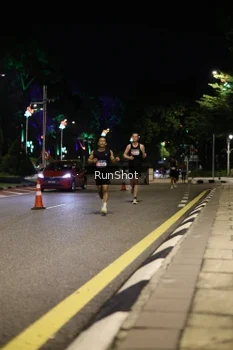 Runner Photo 4283578