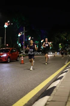 Runner Photo 4283585