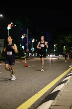Runner Photo 4283598