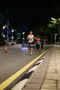 Runner Photo 4283617