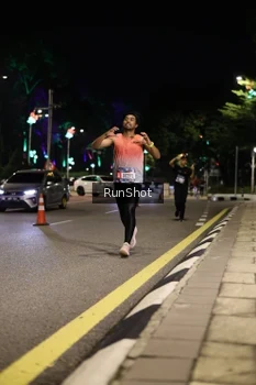 Runner Photo 4283637