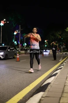 Runner Photo 4283643