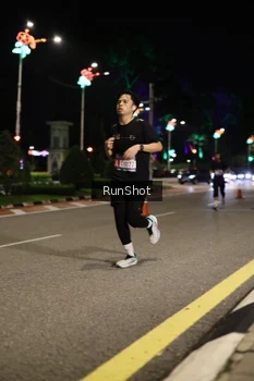 Runner Photo 4283695