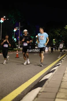 Runner Photo 4283698