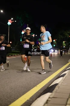 Runner Photo 4283701