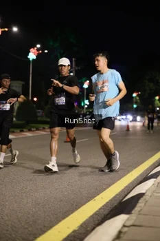 Runner Photo 4283704