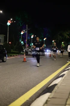 Runner Photo 4283707