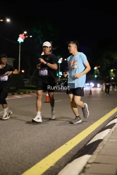 Runner Photo 4283708