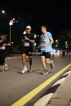 Runner Photo 4283716