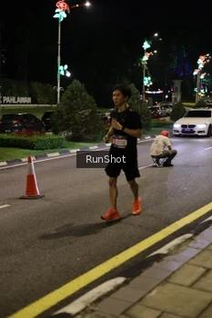 Runner Photo 4283800