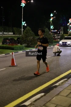 Runner Photo 4283802