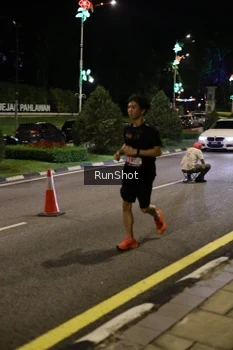 Runner Photo 4283803