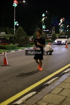Runner Photo 4283812
