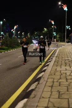 Runner Photo 4283817