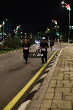 Runner Photo 4283819
