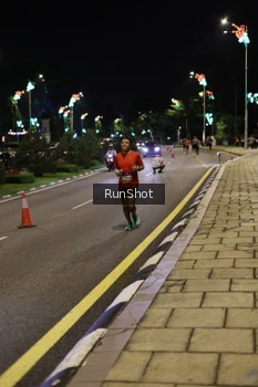 Runner Photo 4283843