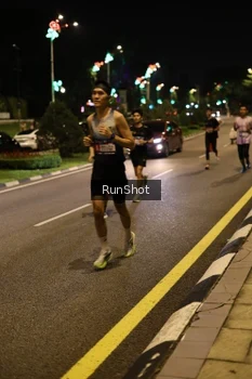 Runner Photo 4283860