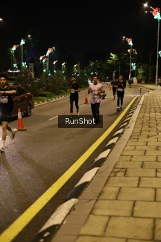 Runner Photo 4283865