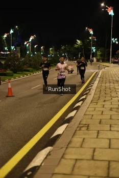 Runner Photo 4283873