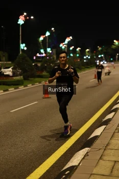 Runner Photo 4283894