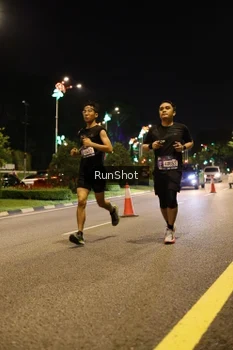 Runner Photo 4283968