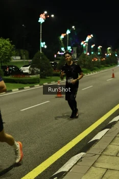 Runner Photo 4284002