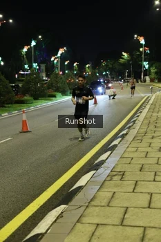 Runner Photo 4284014