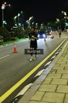 Runner Photo 4284015