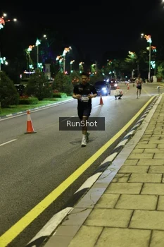 Runner Photo 4284016