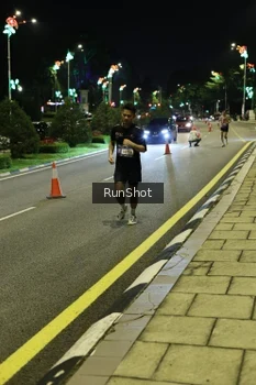 Runner Photo 4284017