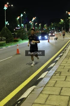 Runner Photo 4284018